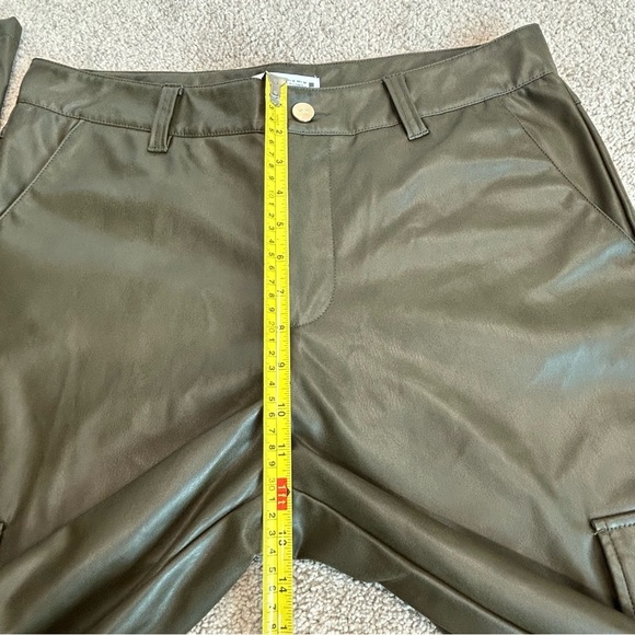 Zara Olive Green Vegan Faux Leather High Rise Straight Leg Cargo Pants 12 NWOT - Picture 6 of 10